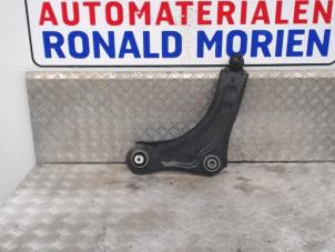 Usagé Bras de suspension avant gauche Renault Megane III Coupe (DZ) 1.6 16V Prix € 40,00 Règlement à la marge proposé par Automaterialen Ronald Morien B.V.