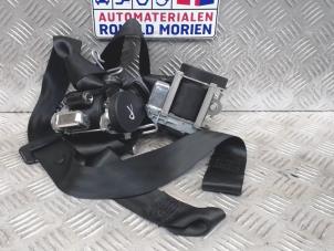 Used Set of seatbelt tensioners Renault Megane III Coupe (DZ) 1.6 16V Price on request offered by Automaterialen Ronald Morien B.V.