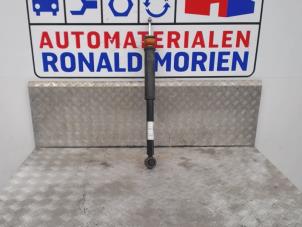 Gebrauchte Stoßdämpfer links hinten Seat Ibiza Preis € 30,00 Margenregelung angeboten von Automaterialen Ronald Morien B.V.