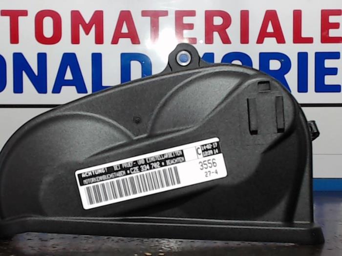 Neuf Couvercle de distribution Volkswagen Golf VII (AUA) 1.4 TSI 16V Prix € 14,99 Prix TTC proposé par Automaterialen Ronald Morien B.V.