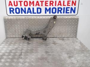 Usagé Bras de suspension avant gauche Ford C-Max Prix € 69,00 Règlement à la marge proposé par Automaterialen Ronald Morien B.V.