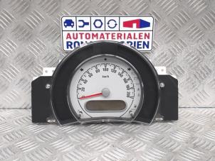 Gebrauchte Tacho - Kombiinstrument KM Opel Agila (B) 1.0 12V Preis € 49,00 Margenregelung angeboten von Automaterialen Ronald Morien B.V.