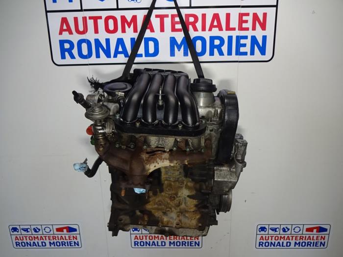 Motor van een Seat Leon (1M1) 1.9 SDI 68 2002