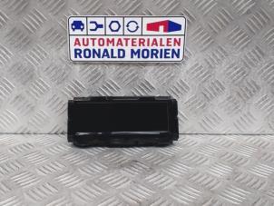 Usados Controlador de pantalla multimedia Opel Meriva Precio € 39,00 Norma de margen ofrecido por Automaterialen Ronald Morien B.V.