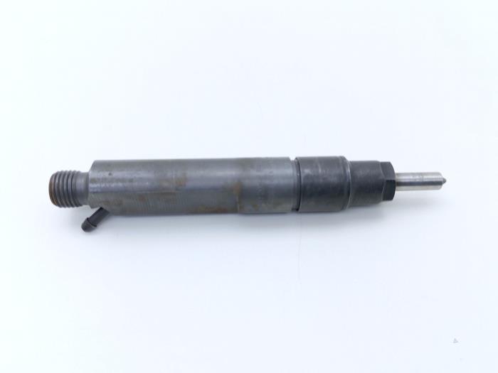 Neuf Injecteurs Volkswagen Golf IV Variant (1J5) 1.9 TDI 90 Prix € 54,45 Prix TTC proposé par Automaterialen Ronald Morien B.V.