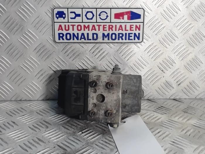 Gebrauchte ABS Pumpe Citroen Xsara Picasso (CH) 1.8 16V Preis € 95,00 Margenregelung angeboten von Automaterialen Ronald Morien B.V.