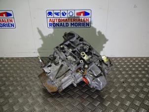 Usados Caja de cambios Peugeot 306 Break (7E) 2.0 HDi Precio € 175,00 Norma de margen ofrecido por Automaterialen Ronald Morien B.V.