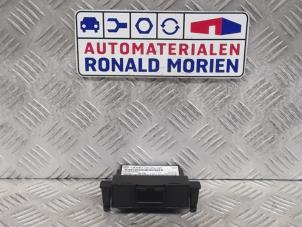 Używane Modul gateway Seat Leon (1P1) 1.2 TSI Cena € 50,00 Procedura marży oferowane przez Automaterialen Ronald Morien B.V.
