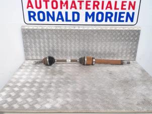 Usados Eje de transmisión derecha delante Ford Fiesta Precio € 65,00 Norma de margen ofrecido por Automaterialen Ronald Morien B.V.