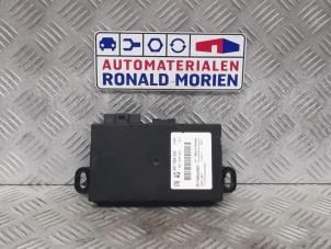 Używane Sterownik dachu cabrio Volkswagen Golf Cena € 60,00 Procedura marży oferowane przez Automaterialen Ronald Morien B.V.