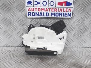 Usagé Serrure portière mécanique 4portes arrière gauche Skoda Rapid Prix € 45,00 Règlement à la marge proposé par Automaterialen Ronald Morien B.V.