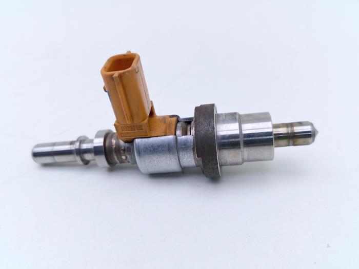 Usagé Injecteurs Renault Master III (EV/HV/UV/VA/VB/VD/VF/VG/VJ) 2.3 dCi 100 16V RWD Prix € 49,00 Règlement à la marge proposé par Automaterialen Ronald Morien B.V.