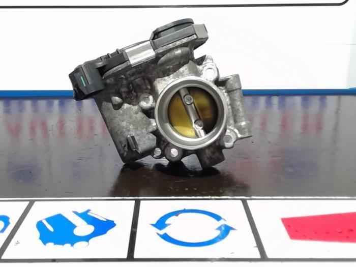 Throttle body Opel Corsa 55562270 A12XER BOSCH