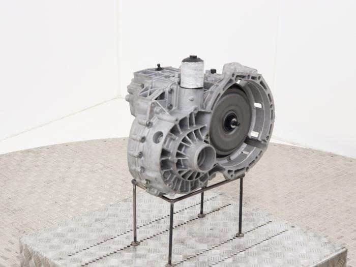 Getriebe van een Volkswagen Transporter T5 2.0 TDI BlueMotion 2015
