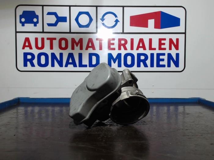 Usagé Boîtier accélérateur Audi A3 (8P1) 2.0 TDI 16V Prix € 35,00 Règlement à la marge proposé par Automaterialen Ronald Morien B.V.