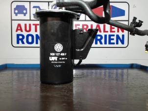Usados Cuerpo del filtro de combustible Volkswagen Passat Alltrack (3G5) 2.0 TDI 16V 150 4Motion Precio € 45,00 IVA incluido ofrecido por Automaterialen Ronald Morien B.V.