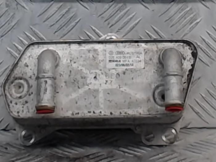 Gebrauchte Ölkühler Volkswagen Scirocco (137/13AD) 2.0 TDI 16V Preis € 35,00 Margenregelung angeboten von Automaterialen Ronald Morien B.V.