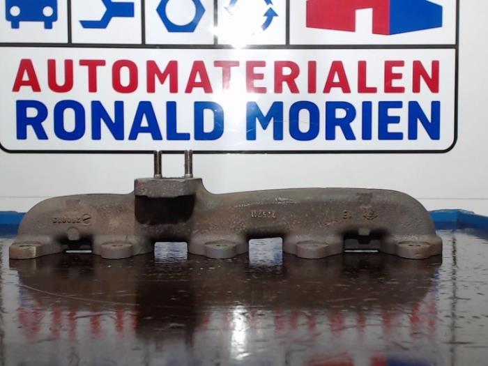 Gebrauchte Abgaskrümmer Volvo V40 Cross Country (MZ) 1.6 D2 Preis € 60,00 Margenregelung angeboten von Automaterialen Ronald Morien B.V.