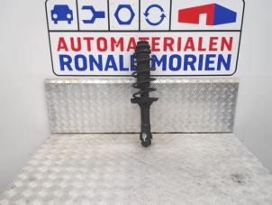 Usados Barra de amortiguador izquierda delante Volkswagen Lupo (6X1) 1.4 60 Precio € 35,00 Norma de margen ofrecido por Automaterialen Ronald Morien B.V.
