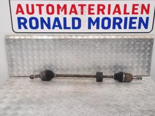 Usagé Arbre de transmission avant droit Ford Ka II 1.2 Prix € 35,00 Règlement à la marge proposé par Automaterialen Ronald Morien B.V.