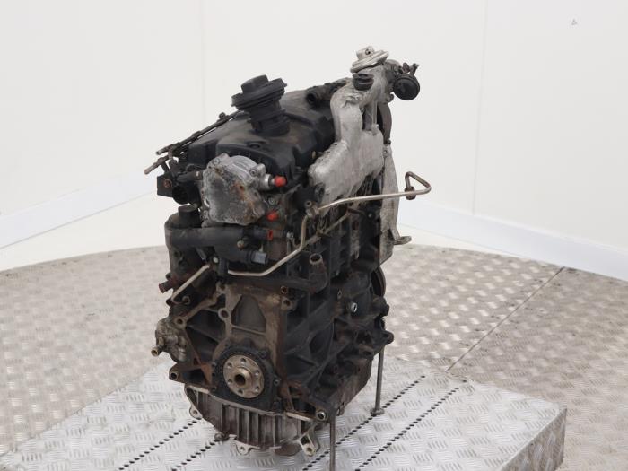 Engine from a Skoda Fabia (6Y5) 1.9 TDi 2001