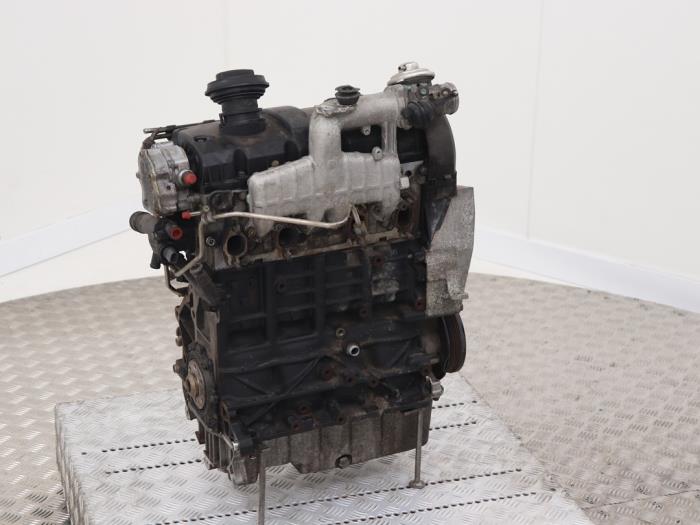 Engine from a Skoda Fabia (6Y5) 1.9 TDi 2001