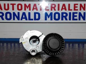 Used V belt tensioner Volkswagen Touareg Price € 42,35 Inclusive VAT offered by Automaterialen Ronald Morien B.V.