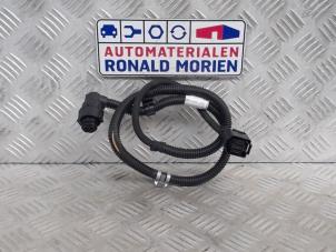 Usados Mazo de cables BMW 2 serie Active Tourer (F45) 220i 2.0 TwinPower Turbo 16V Precio € 30,00 Norma de margen ofrecido por Automaterialen Ronald Morien B.V.