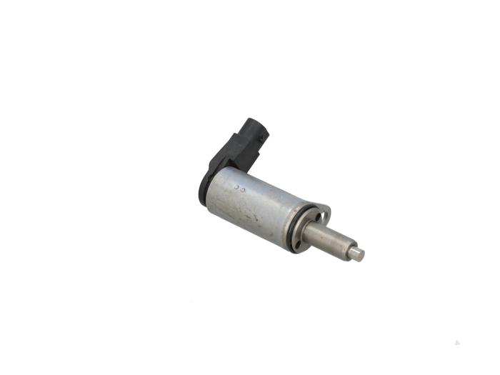 Gebrauchte Nockenwelle Verstellung Audi A4 (B8) 2.0 TFSI 16V Quattro Preis € 10,00 Margenregelung angeboten von Automaterialen Ronald Morien B.V.