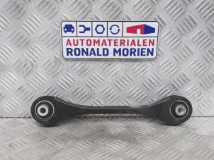 Usados Brazo de soporte inferior derecha detrás Volkswagen Golf Precio € 20,00 Norma de margen ofrecido por Automaterialen Ronald Morien B.V.