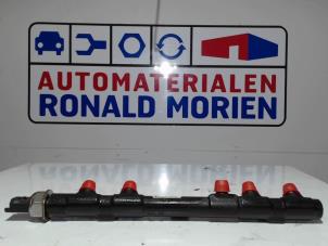 Gebrauchte Kraftstoffverteiler Renault Master IV (ML) 2.3 dCi 16V Preis € 75,00 Margenregelung angeboten von Automaterialen Ronald Morien B.V.