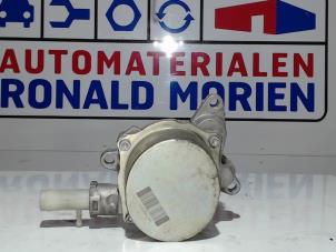 Usados Bomba de vacío (diésel) Renault Master IV (ML) 2.3 dCi 16V Precio € 75,00 Norma de margen ofrecido por Automaterialen Ronald Morien B.V.