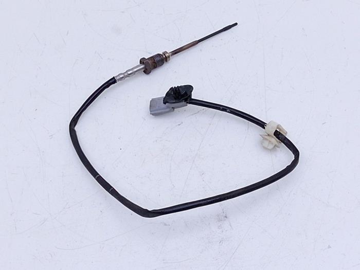 Usagé Sensor température d’échappement Opel Vivaro 1.6 CDTI 115 Prix € 25,00 Règlement à la marge proposé par Automaterialen Ronald Morien B.V.