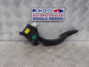 Używane Czujnik polozenia pedalu gazu Opel Mokka Cena € 19,00 Procedura marży oferowane przez Automaterialen Ronald Morien B.V.