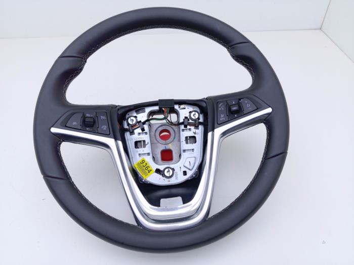 Gebrauchte Lenkrad Opel Mokka/Mokka X X 1.4 Turbo 16V 4x2 Preis € 49,00 Margenregelung angeboten von Automaterialen Ronald Morien B.V.