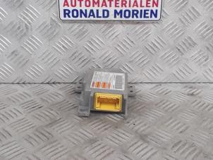 Used Airbag Module Opel Frontera (6B) 2.2i 16V Price € 150,00 Margin scheme offered by Automaterialen Ronald Morien B.V.