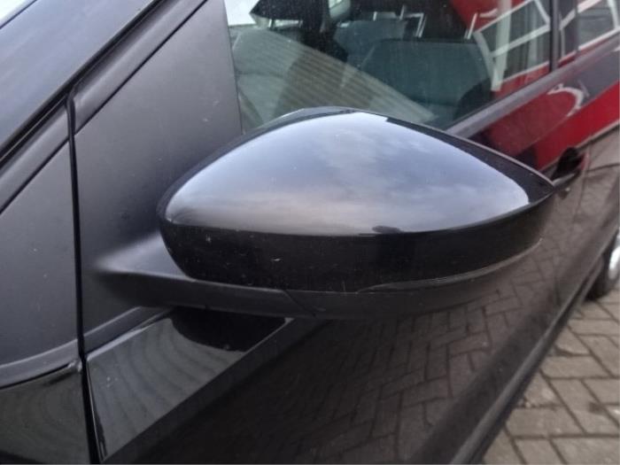 Wing mirror, left from a Volkswagen Polo V (6R) 1.2 TDI 12V BlueMotion 2010