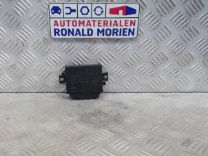 Używane Modul czujników parkowania Renault Scénic II (JM) 2.0 dCi 16V 150 Cena € 40,00 Procedura marży oferowane przez Automaterialen Ronald Morien B.V.