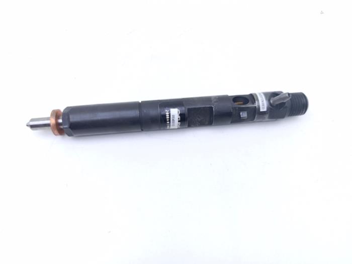 Usagé Injecteurs Renault Megane II (BM/CM) 1.5 dCi 105 FAP Prix € 75,00 Règlement à la marge proposé par Automaterialen Ronald Morien B.V.