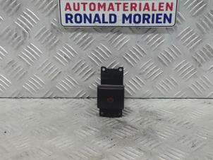 Used Parking brake switch Ford Focus C-Max 2.0 TDCi 16V Price € 35,00 Margin scheme offered by Automaterialen Ronald Morien B.V.