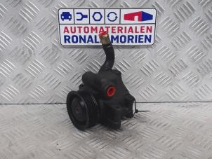 Used Power steering pump Ford Fusion 1.6 16V Price € 90,00 Margin scheme offered by Automaterialen Ronald Morien B.V.