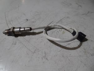 Sonde lambda d'un Renault Espace (RFCJ) 1.6 Tce 200 EDC 2017