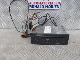 Gebrauchte Radio CD Spieler Renault Laguna II Grandtour (KG) 2.2 dCi 150 16V Preis € 100,00 Margenregelung angeboten von Automaterialen Ronald Morien B.V.