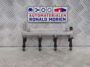 Używane Listwa wtryskowa Opel Corsa Cena na żądanie oferowane przez Automaterialen Ronald Morien B.V.