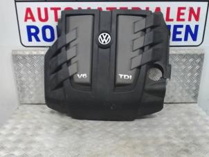 Używane Pokrywa silnika Volkswagen Touareg Cena € 151,25 Z VAT oferowane przez Automaterialen Ronald Morien B.V.