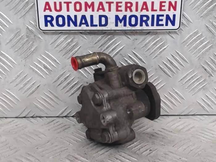 Usagé Pompe de direction Volkswagen Lupo (6X1) 1.0 MPi 50 Prix € 35,00 Règlement à la marge proposé par Automaterialen Ronald Morien B.V.