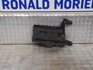 Used Battery box Volkswagen Golf Plus (5M1/1KP) 1.6 Price € 15,00 Margin scheme offered by Automaterialen Ronald Morien B.V.
