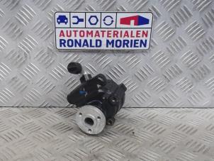Nya Servostyrningspump Volkswagen Golf Pris € 90,75 Inklusive moms erbjuds av Automaterialen Ronald Morien B.V.