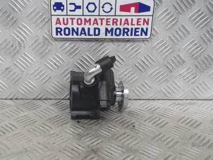 Nya Servostyrningspump Volkswagen Golf Pris € 90,75 Inklusive moms erbjuds av Automaterialen Ronald Morien B.V.