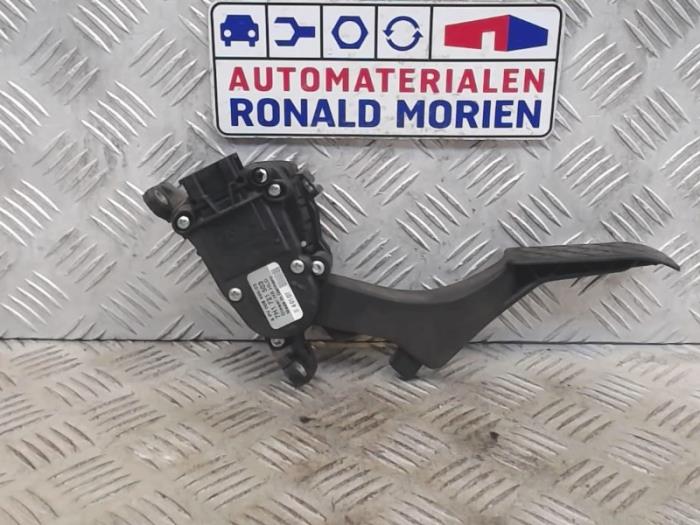 Begagnade Gaspedalsensor Volkswagen Transporter T5 1.9 TDi Pris € 9,95 Marginaltabell erbjuds av Automaterialen Ronald Morien B.V.